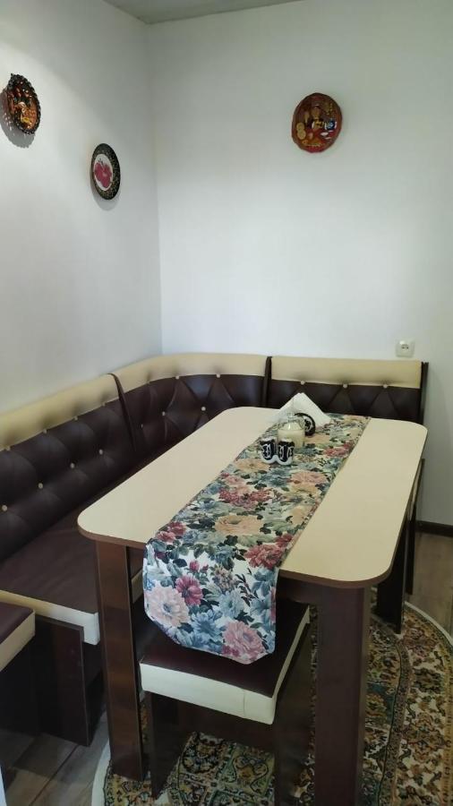 Apartment Near Farkhadskiy Bazar Tasjkent Eksteriør billede